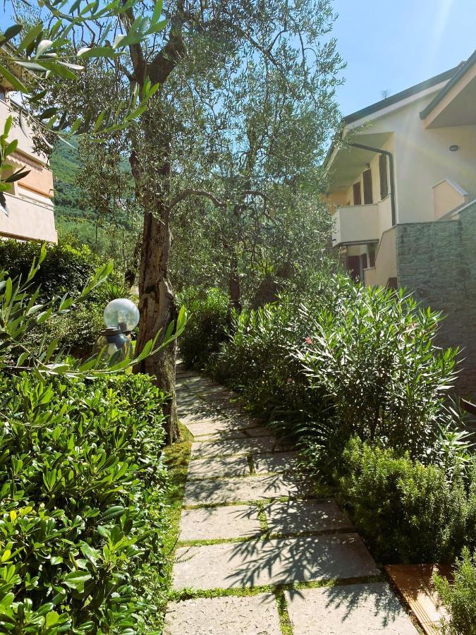Le Vele Beth'S House Apartamento Brenzone sul Garda Exterior foto